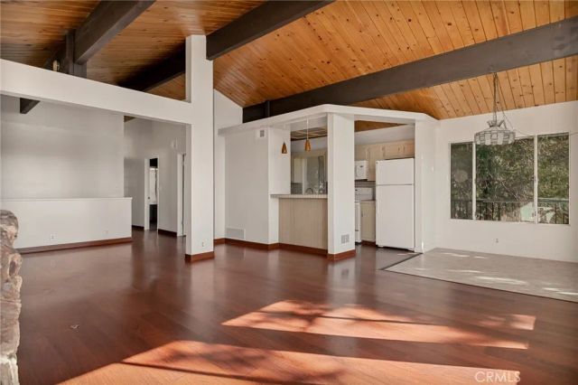 31047 Summit, Running Springs, CA 92382