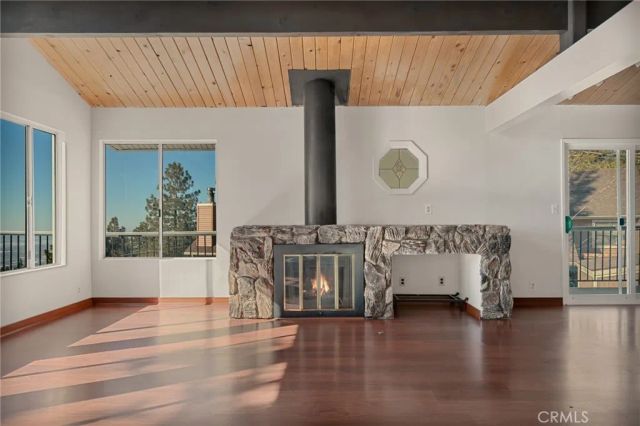 31047 Summit, Running Springs, CA 92382