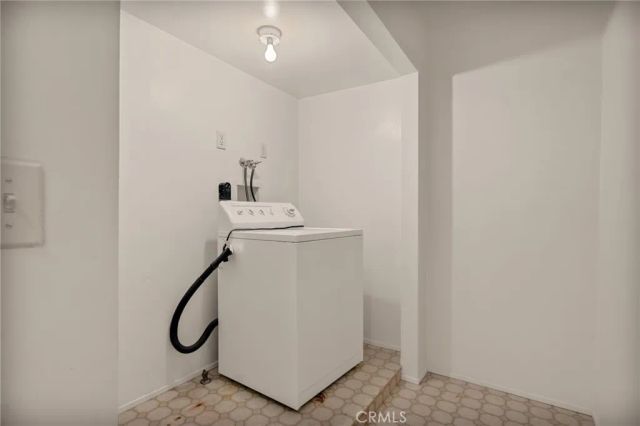 31047 Summit, Running Springs, CA 92382