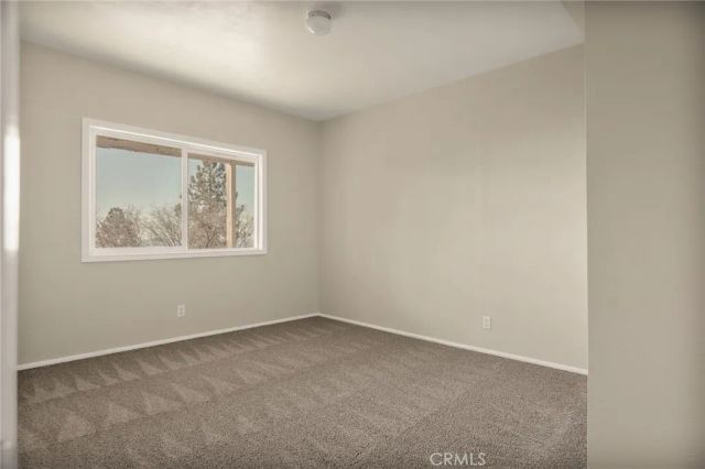 31047 Summit, Running Springs, CA 92382