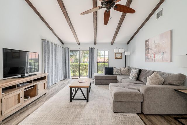 3501 SE Sandpiper Court, Port St Lucie, FL 34952