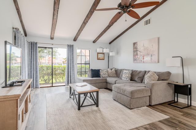 3501 SE Sandpiper Court, Port St Lucie, FL 34952