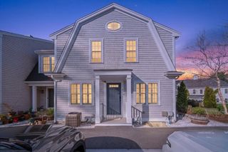 138 Elm St 5, Kingston, MA 02364
