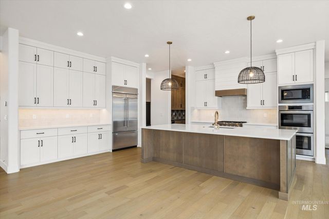 13465 N Blue Grouse Pl., Boise, ID 83714