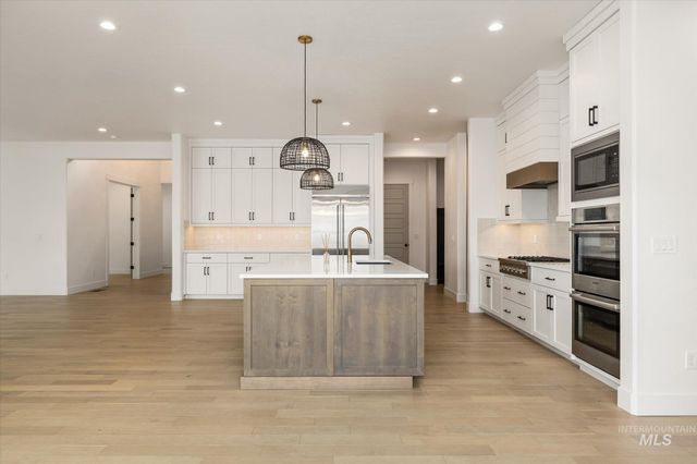 13465 N Blue Grouse Pl., Boise, ID 83714