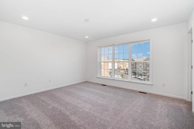 3252 MATEER LN, Mechanicsburg, PA 17055