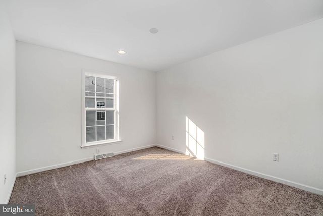 3252 MATEER LN, Mechanicsburg, PA 17055