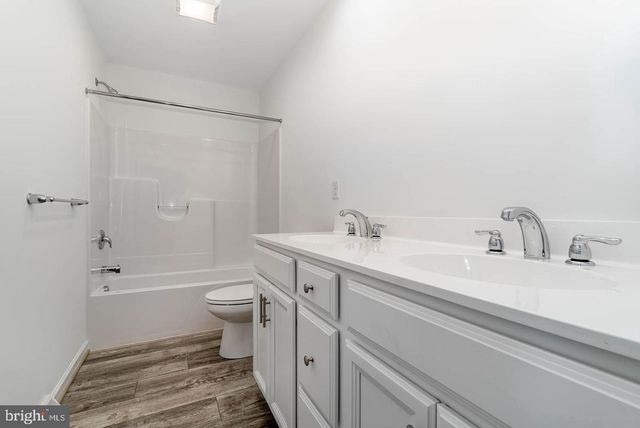 3252 MATEER LN, Mechanicsburg, PA 17055