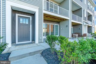 3252 MATEER LN, Mechanicsburg, PA 17055