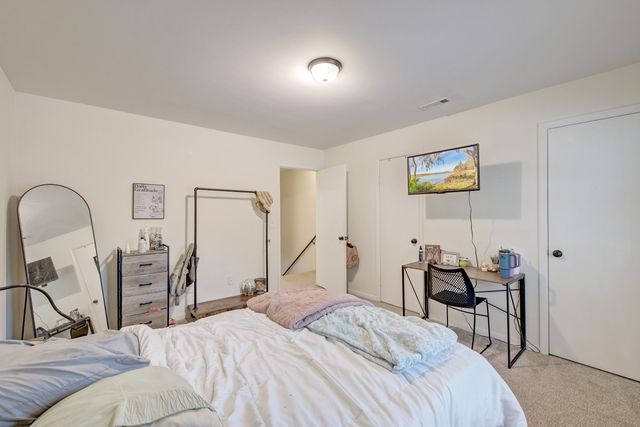 21 Rivers Point Row Apt 9g, Charleston, SC 29412