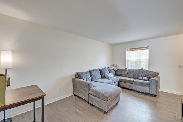 21 Rivers Point Row Apt 9g, Charleston, SC 29412