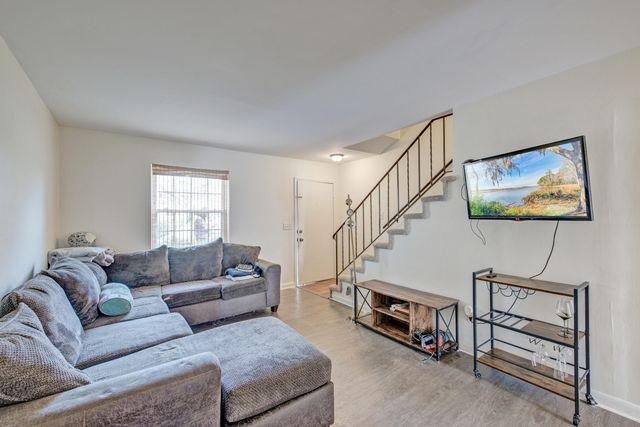 21 Rivers Point Row Apt 9g, Charleston, SC 29412