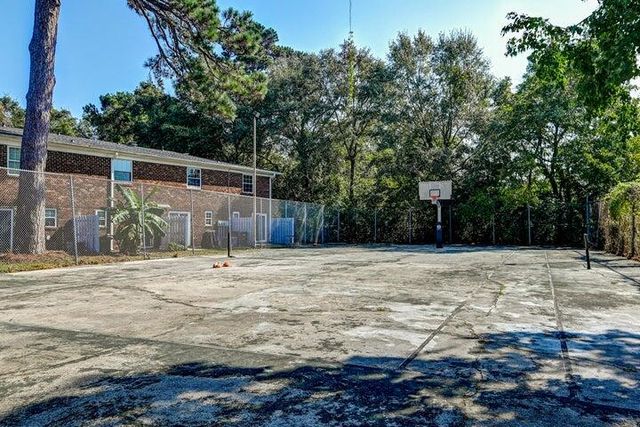 21 Rivers Point Row Apt 9g, Charleston, SC 29412