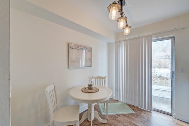 21 Rivers Point Row Apt 9g, Charleston, SC 29412