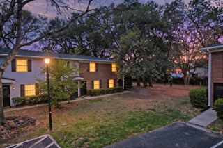 21 Rivers Point Row Apt 9g, Charleston, SC 29412