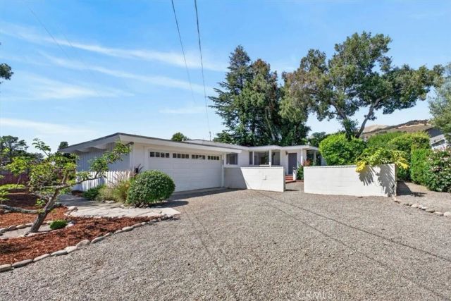 12 Merrill Way, Carmel Valley, CA 93924