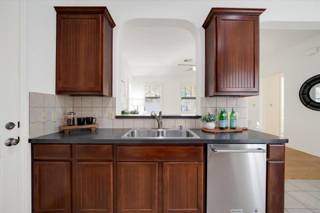 13604 Caldwell DR 58, Austin, TX 78750