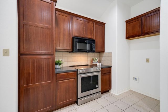 13604 Caldwell DR 58, Austin, TX 78750