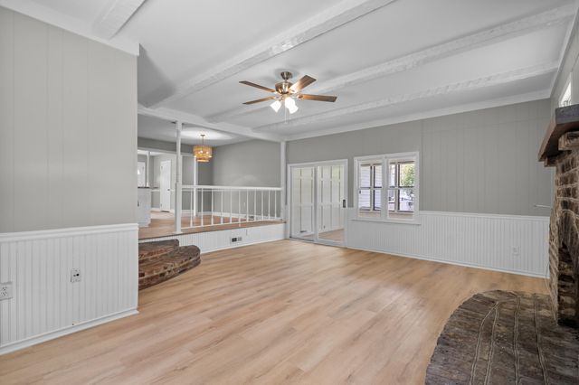 1531 Woodcrest Avenue, Charleston, SC 29407