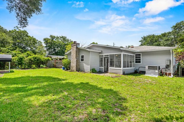 1531 Woodcrest Avenue, Charleston, SC 29407