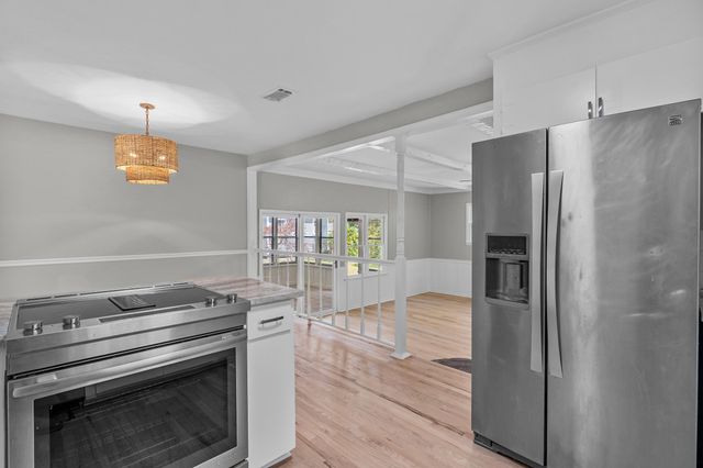 1531 Woodcrest Avenue, Charleston, SC 29407