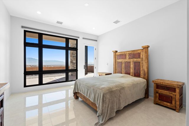 5617 Barranca Overlook Place NE, Rio Rancho, NM 87144