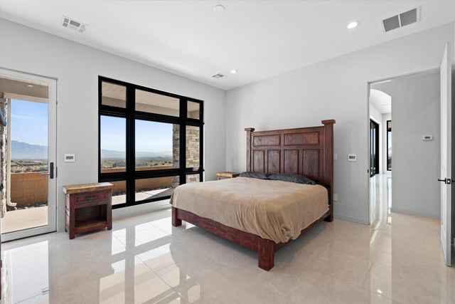 5617 Barranca Overlook Place NE, Rio Rancho, NM 87144