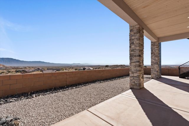 5617 Barranca Overlook Place NE, Rio Rancho, NM 87144