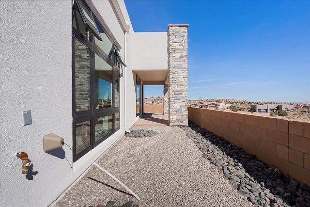 5617 Barranca Overlook Place NE, Rio Rancho, NM 87144