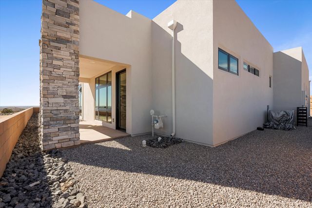 5617 Barranca Overlook Place NE, Rio Rancho, NM 87144