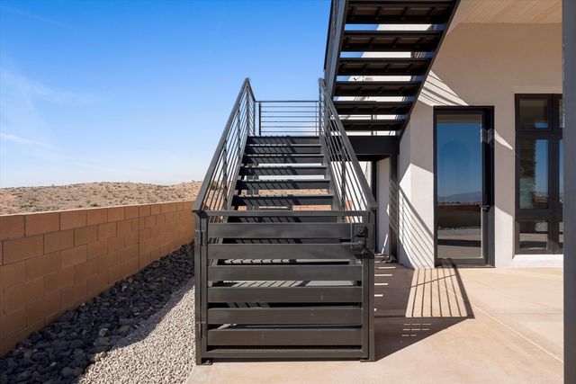 5617 Barranca Overlook Place NE, Rio Rancho, NM 87144