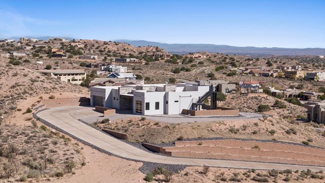 5617 Barranca Overlook Place NE, Rio Rancho, NM 87144