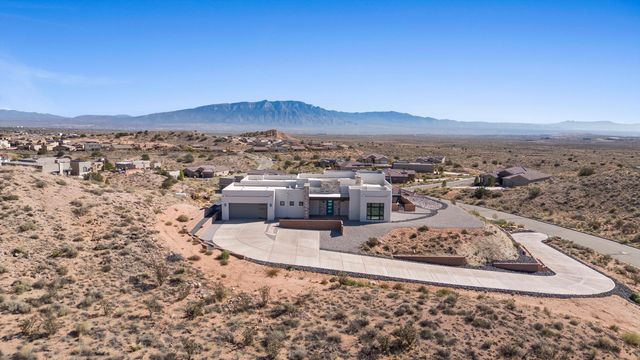 5617 Barranca Overlook Place NE, Rio Rancho, NM 87144