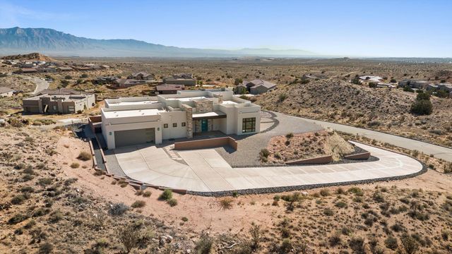 5617 Barranca Overlook Place NE, Rio Rancho, NM 87144