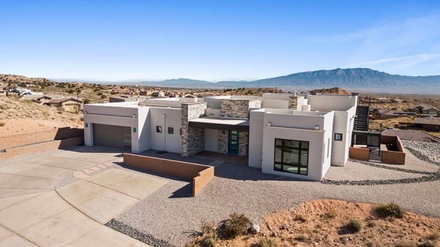 5617 Barranca Overlook Place NE, Rio Rancho, NM 87144
