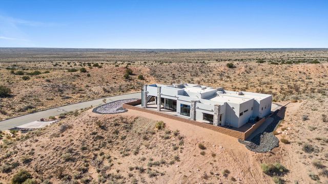 5617 Barranca Overlook Place NE, Rio Rancho, NM 87144