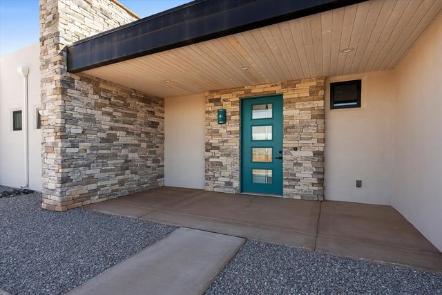 5617 Barranca Overlook Place NE, Rio Rancho, NM 87144