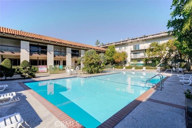 5460 White Oak Avenue C325, Encino (los Angeles), CA 91316