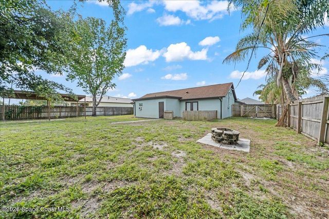 697 Hamm Street NW, Palm Bay, FL 32907
