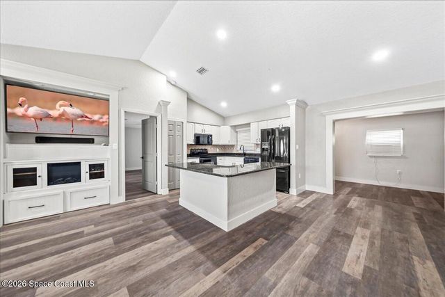 697 Hamm Street NW, Palm Bay, FL 32907