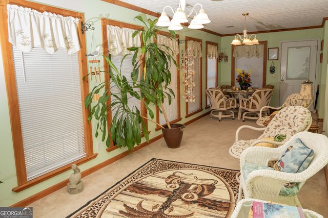 614 N Victory Drive, Lyons, GA 30436