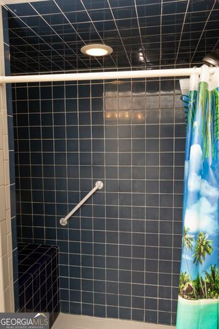 614 N Victory Drive, Lyons, GA 30436