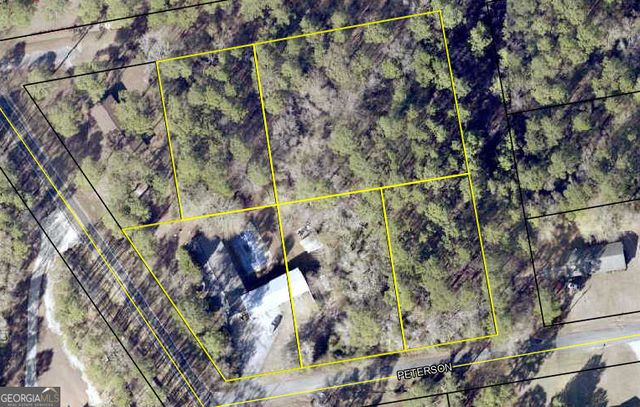 614 N Victory Drive, Lyons, GA 30436