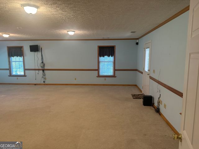 614 N Victory Drive, Lyons, GA 30436