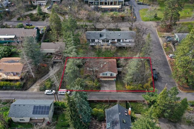 175 Hillcrest Street, Ashland, OR 97520