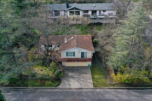 175 Hillcrest Street, Ashland, OR 97520