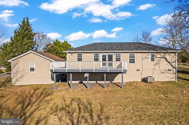 231 DERBY LN, Louisa, VA 23093