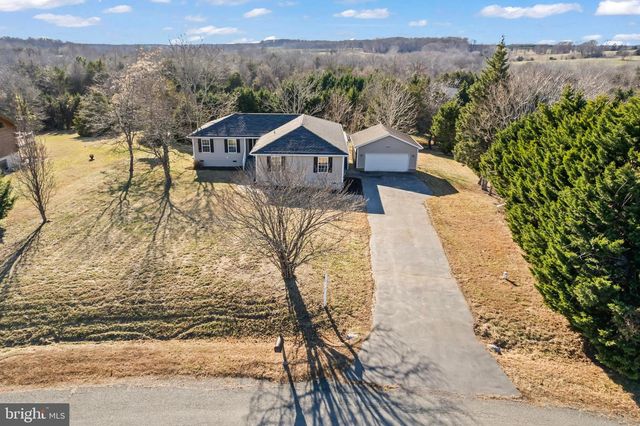 231 DERBY LN, Louisa, VA 23093