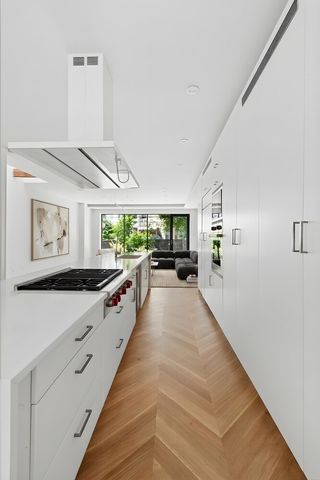 277 MIDWOOD Street, New York City, NY 11225
