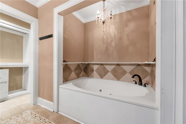 800 South Ennis Street, Bryan, TX 77803